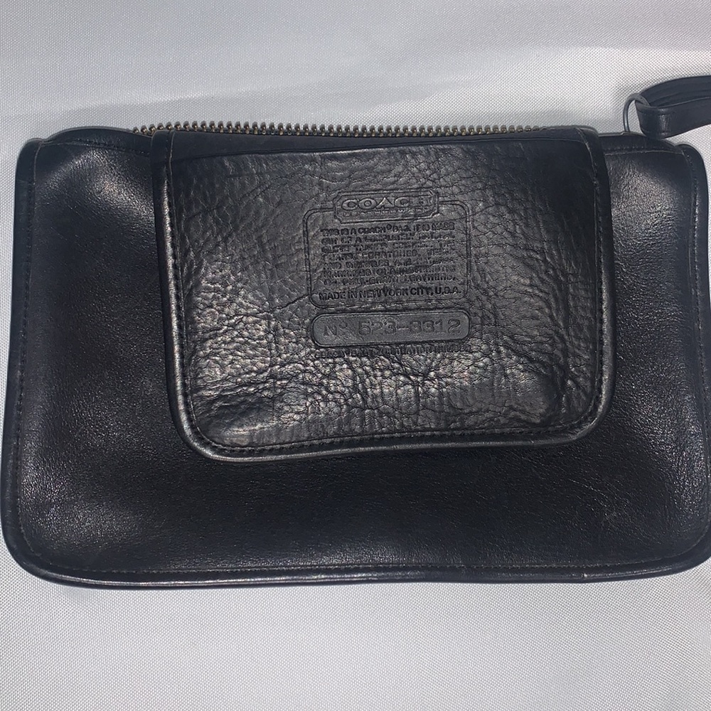 Vintage Coach Wristlet - Picture 3 of 4
